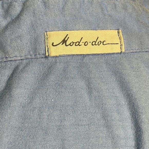 Mod-o-doc size small black and blue comfortable button up - Picture 4 of 5